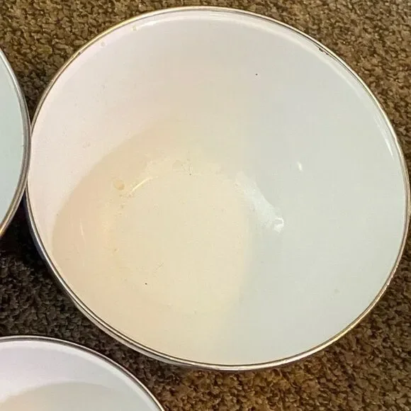 Set of Three Colorful Mixing Bowls Metal Enamel - Picture 9 of 16